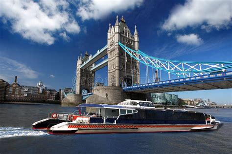 london bridge boat ride